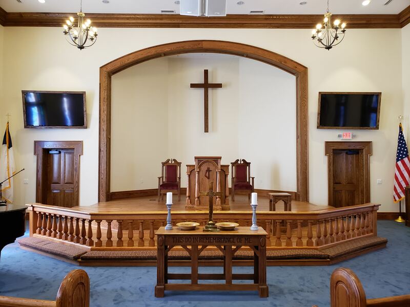 pulpit and rectory seating at front of St. Luke UMC 
